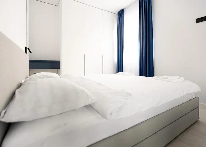 Apartment Alecsandri - Near Old Town - Private Parking